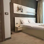Dava Pool & Mamaia Nord Lägenhet Năvodari