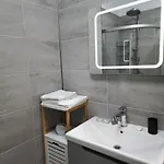 Lägenhet Dava Pool & Mamaia Nord