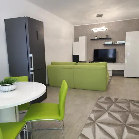 Dava Pool & Mamaia Nord Apartment *